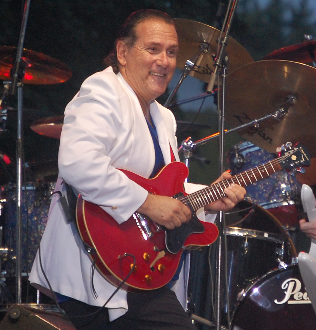 Mike Pinera Net Worth: How the Classic Rock All-Star Amassed His Wealth